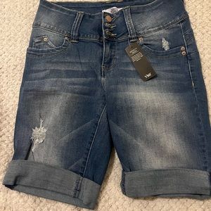 YMI WannaBettaButt Mid Rise Bermuda Shorts